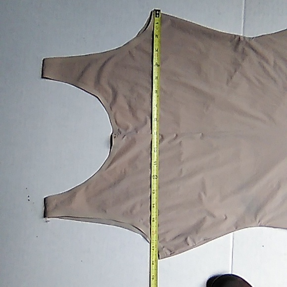 Spanx X 2 - Picture 8 of 16